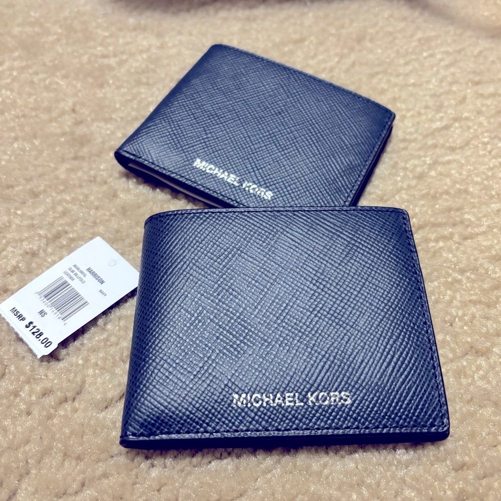 COPY - MICHAEL KORS MENS
Harrison Crossgrain Leather Slim Billfold Wallet - Navy
